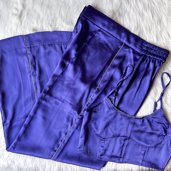 House of Harlow SET Crystal Satin Crop Top Wide Leg Pants Purple M Rhinestone - Picture 4 of 8